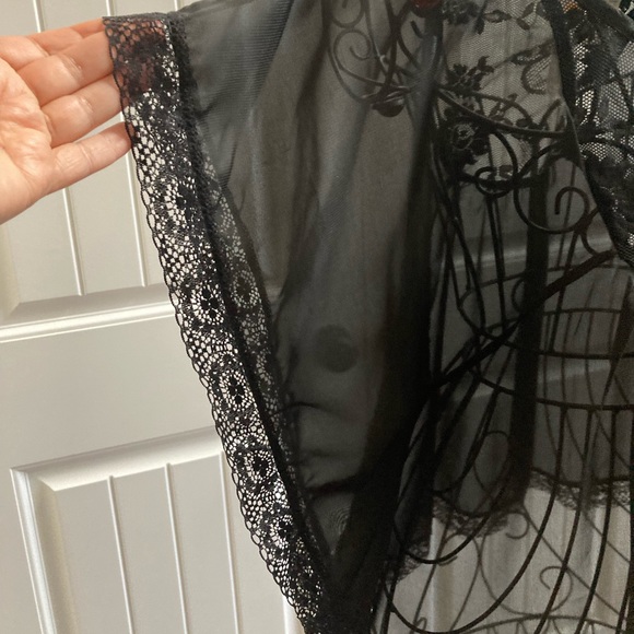 MIMI CHICA Black Blouse Size Medium - Picture 4 of 6